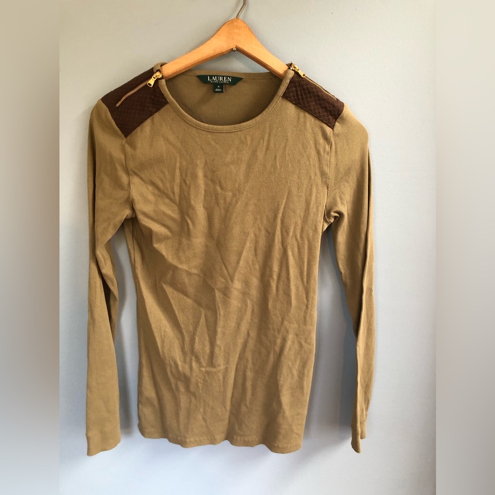 EUC Ralph Lauren shirt size small